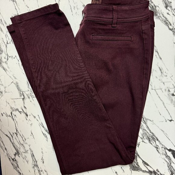 DL1961 Pants - * HOST PICK * EUC - DL1961 Emma Jeans in Burgundy - Size 29